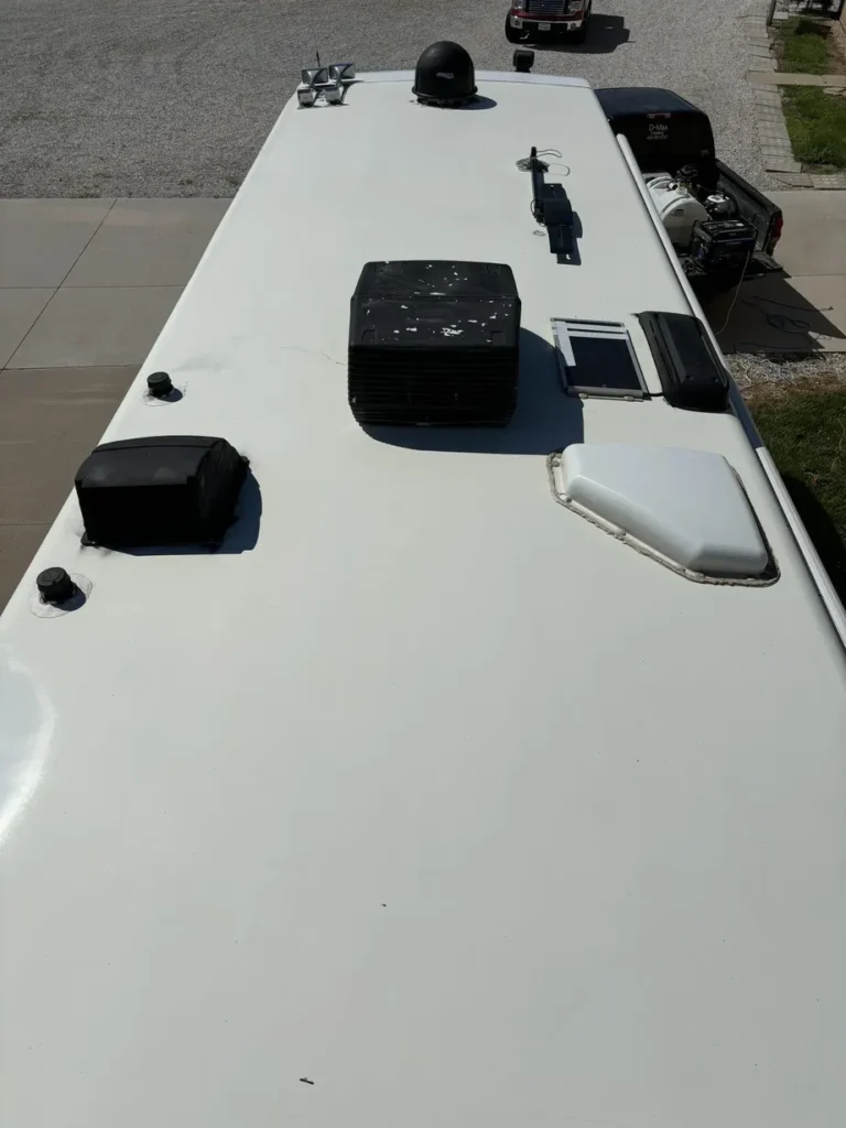 2002 Winnebago Itasca Horizon Motorcoach
